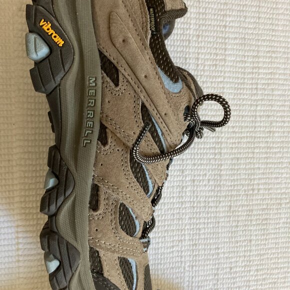 Women's Merrell Moab Hiking Shoes - Picture 2 of 8